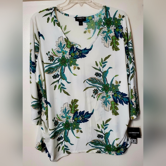 Liz Claiborne Tops - NWT Liz Claiborne 3x Dressy Top